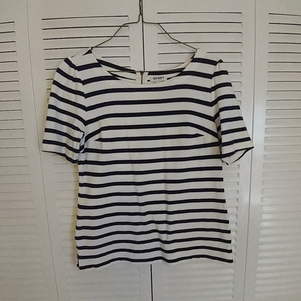 Striped Top - Picture 2 of 4